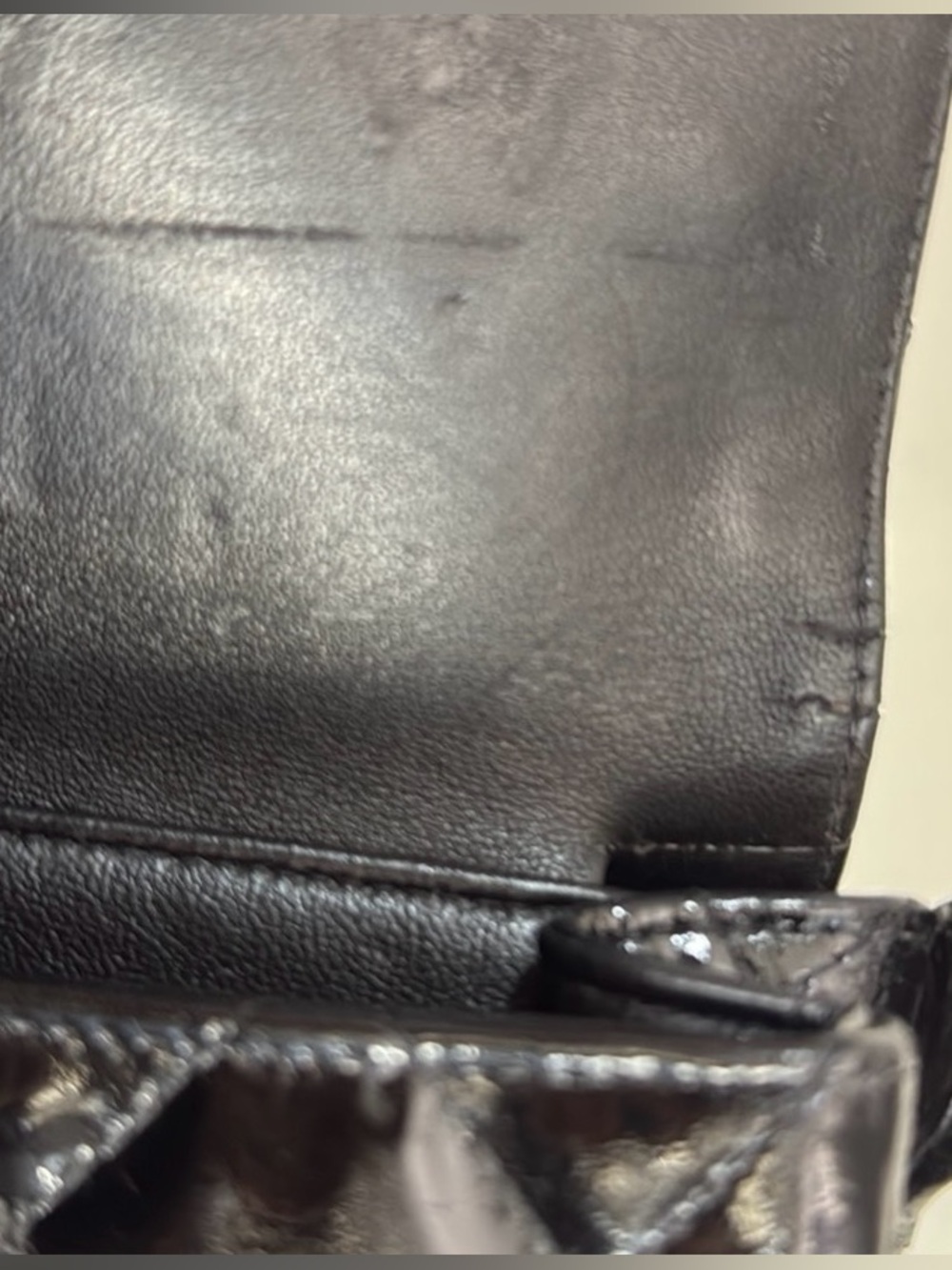 Chanel Double Flap black Patent Quilted Shoulder Bag - Picture 16 of 17